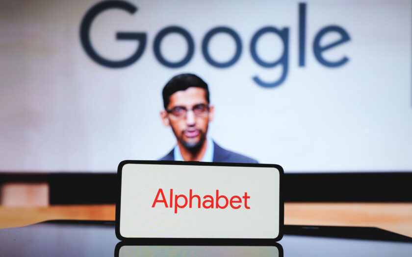 Google CEO’s 2025 AI Strategy Deemphasizes Search Box